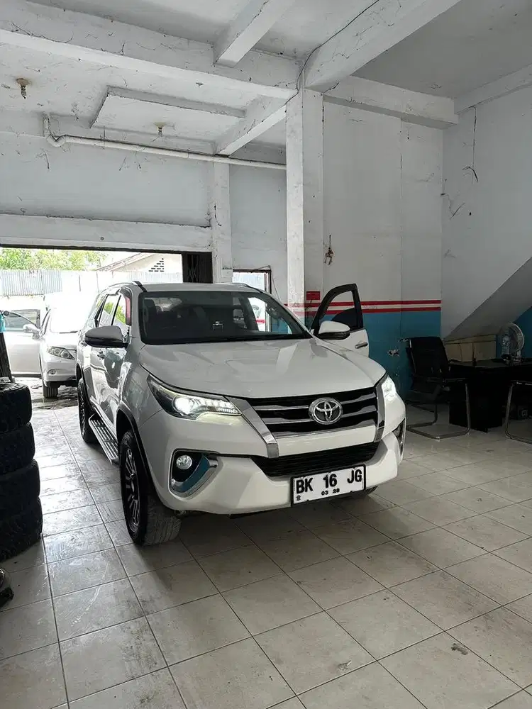 Toyota Fortuner Vrz Diesel Matic 2016 Murah