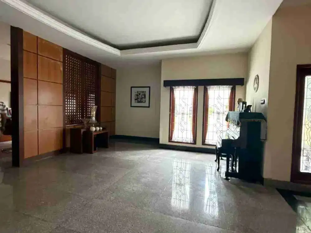 Rumah mewah dijual cepat lokasi premium Tanjung Bunga Makassar