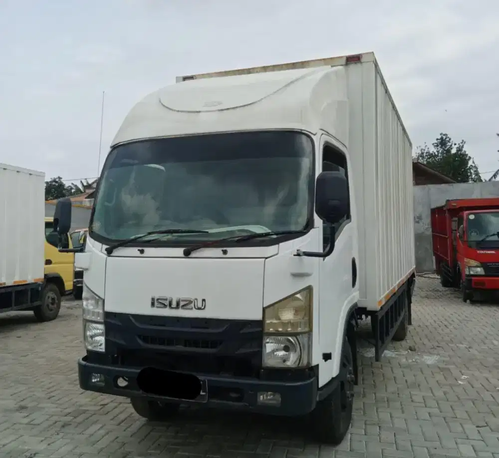 Isuzu Elf NMR L 6 roda Box Long Chasis Tahun 2022