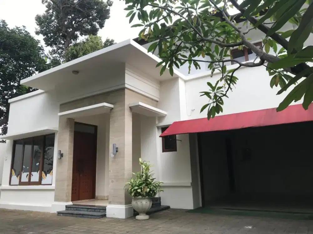 DIJUAL RUMAH DI PANGERAN ANTASARI Di Jalan Raya-Untuk Rumah Tinggal/Komersial