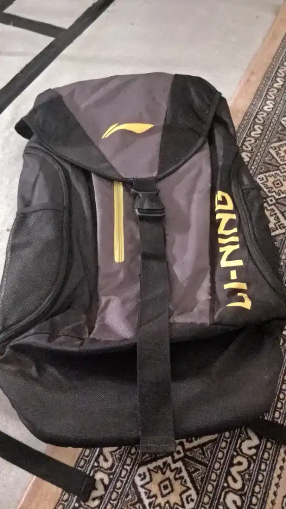 Tas Li-Ning Badminton