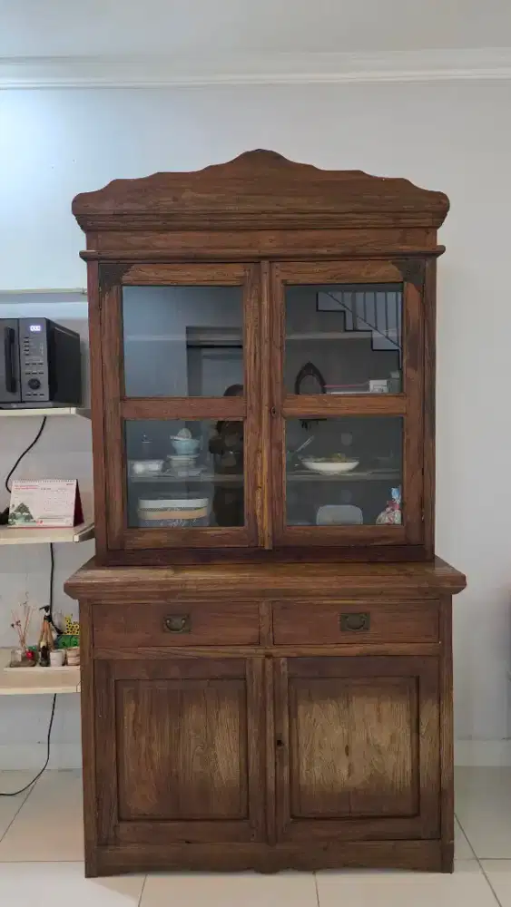 Lemari Kayu Pajang/ Display Cabinet