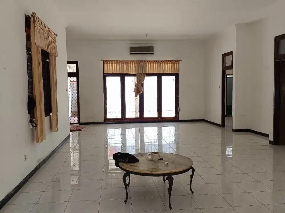 Dijual Rumah Luas, Bagus, dan Strategis di Rungkut Mapan Surabaya