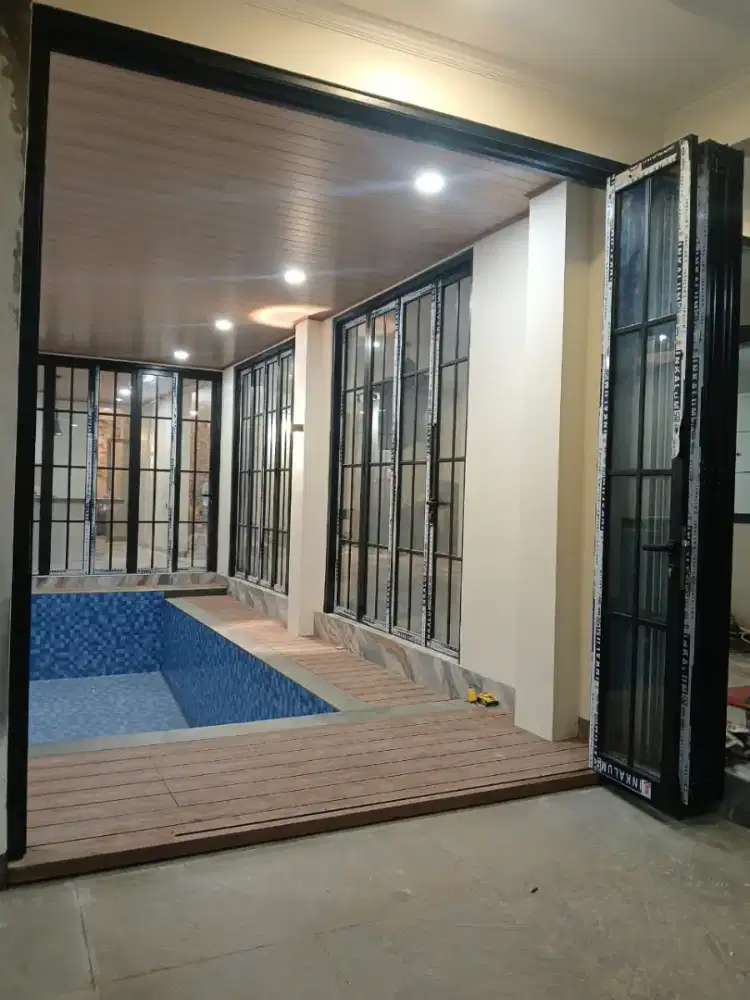 JASA PEMASANGAN PARTISI KACA&ALUMINIUM PROFESIONAL CEPAT & TERJANGKAU