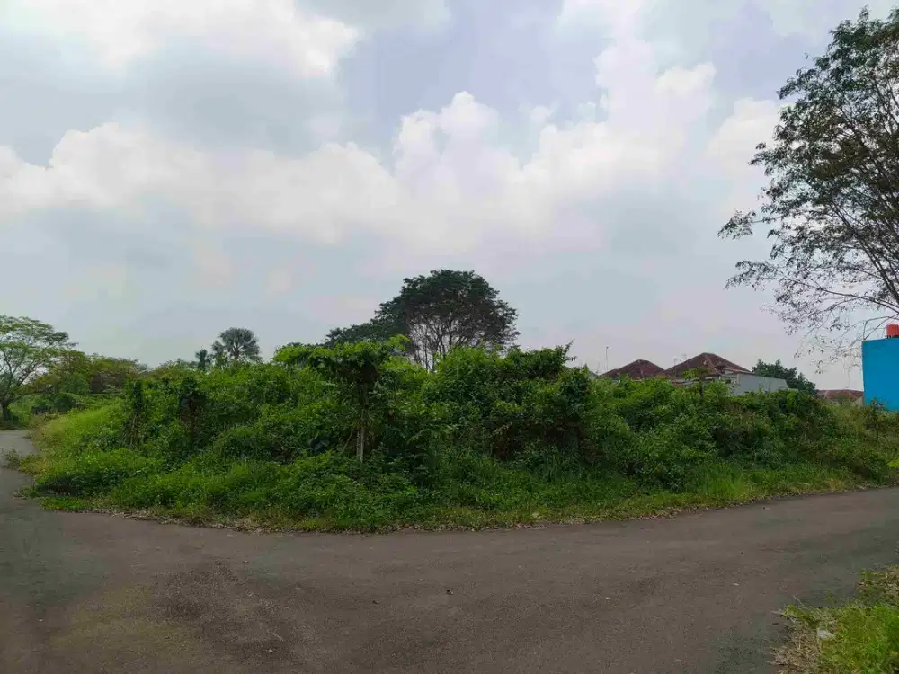 Dijual tanah kavling posisi di hoek di Citra Indah City Jonggol,