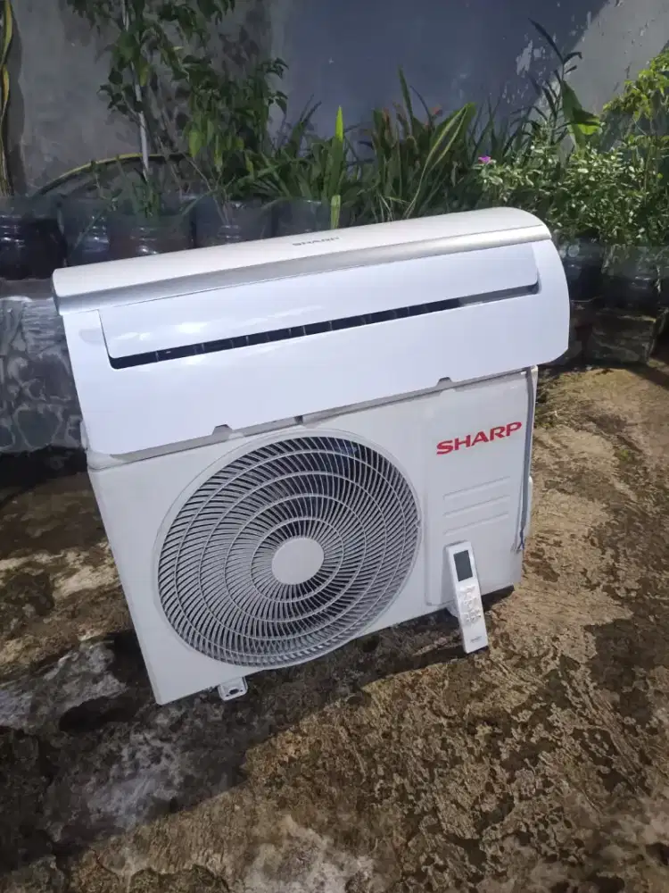 Jual AC 1/2pk Sharp r32 / bisa tukar tambah