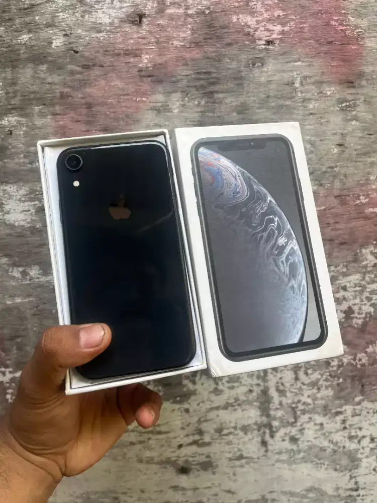iphone xr 64GB inter all operator