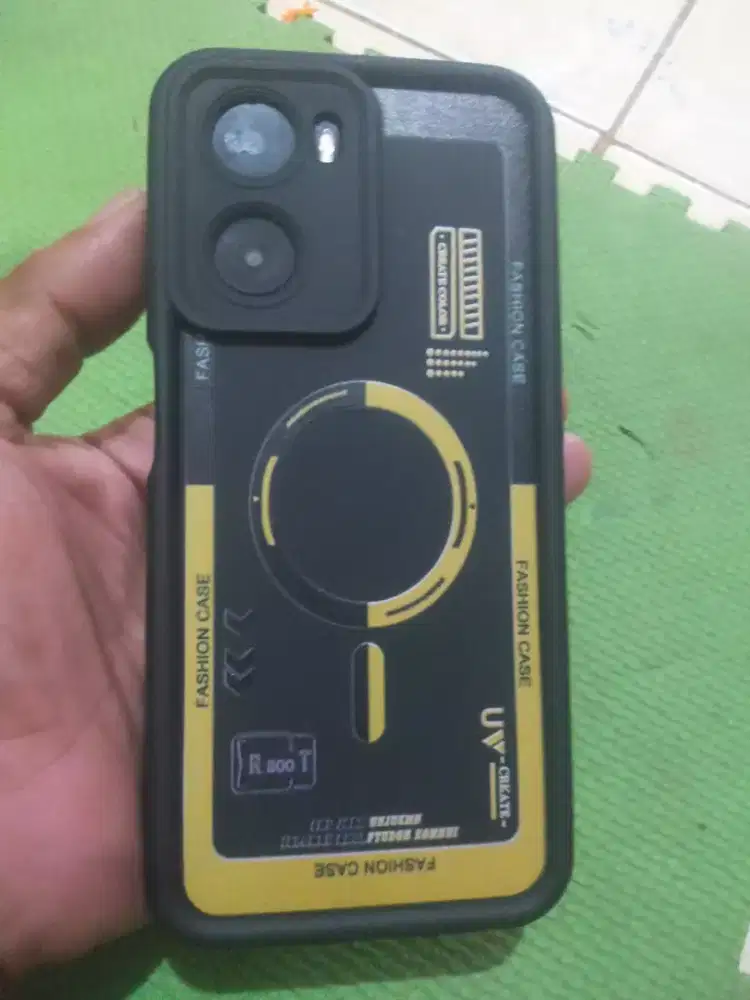 oppo A57 ram  6/128 tinggal pake aja smua normal layar ori mulus norml