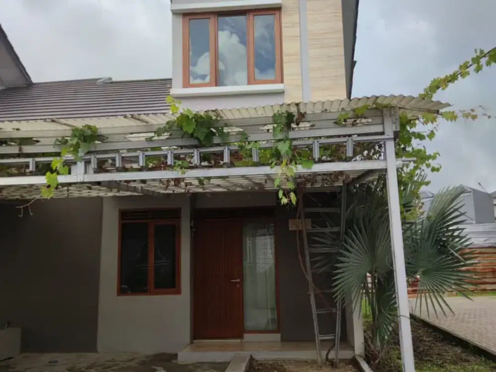 Disewakan Rumah 2 Lantai Nyaman Siap Huni Minimalis Lokasi di Kota Bali Residence Padalarang