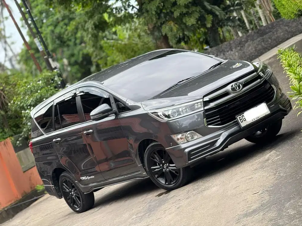 Toyota Innova Reborn V TRD 2.4 Diesel 2020 Matic BG Kota Tgn 1 ANTIK