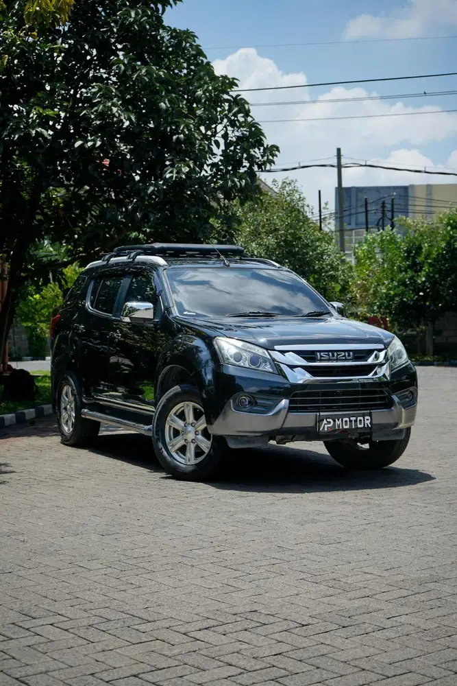 Isuzu MU- X 4X2 2014 Black