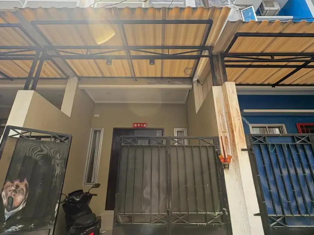 DIJUAL RUMAH BARU 3 LANTAI FULL FURNISHED – Tanjung Duren