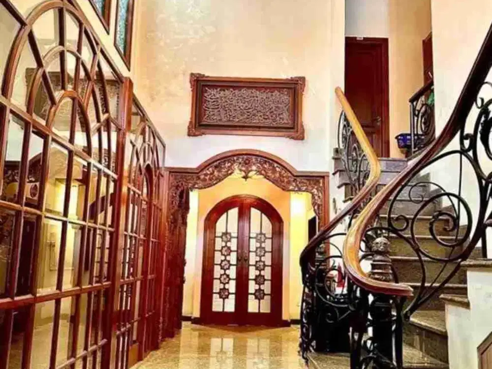 Rumah Sultan harga merakyat di cluster exclusive Bangka, Kemang JakSel