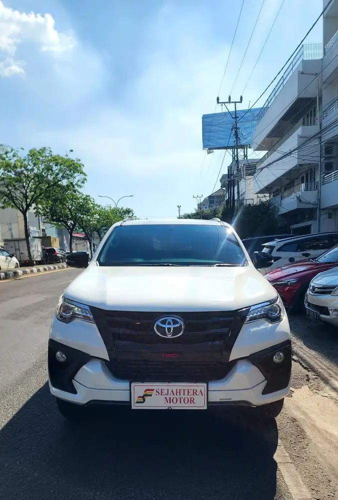Toyota Fortuner VRZ TRD 2.4 4X2 AT 2017/2018 TGN1 ORISINIL