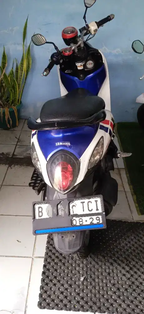 Mio fino 2014 Biru putih