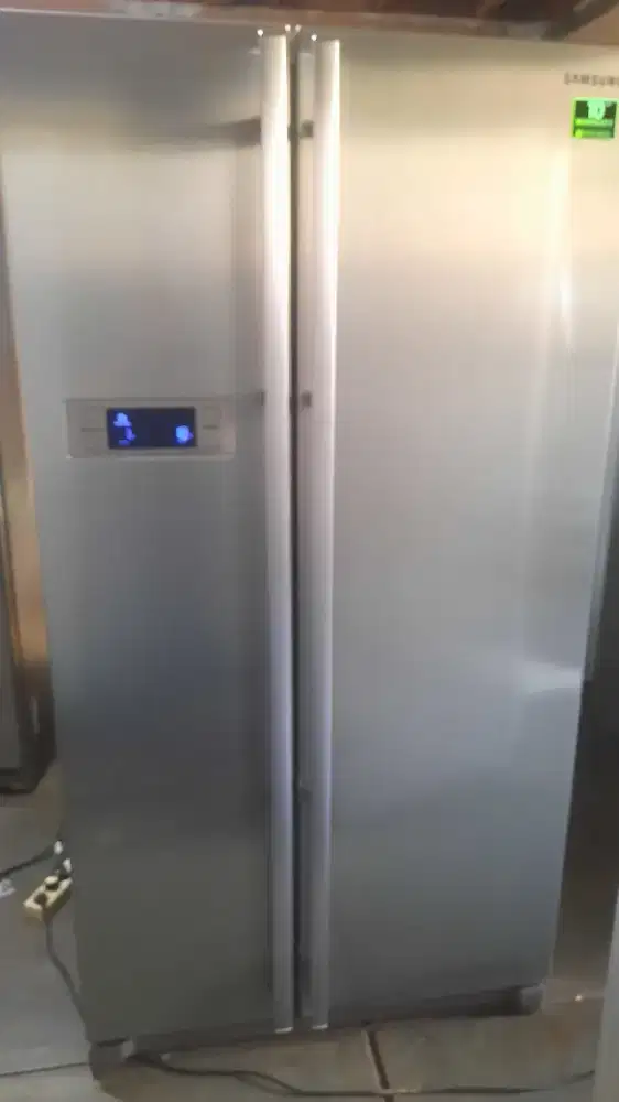 kulkas side by side samsung inverter