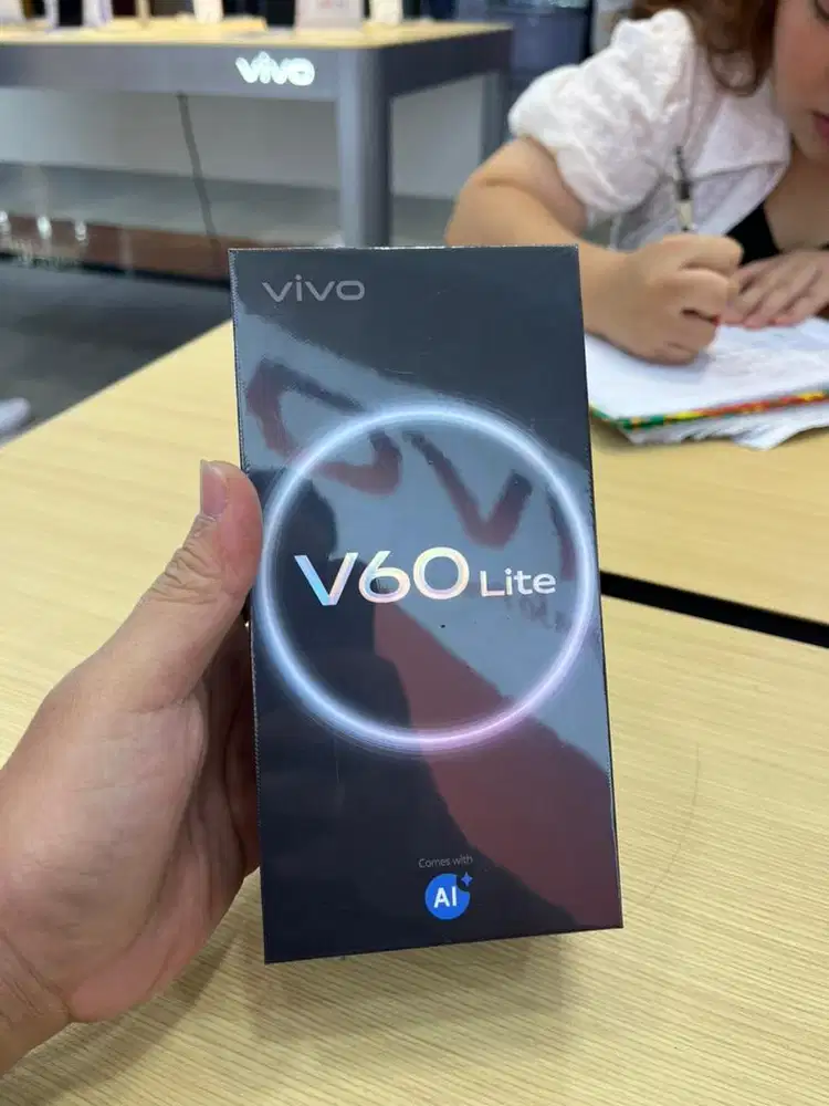 VIVO V60 lite baru 8/256 4g