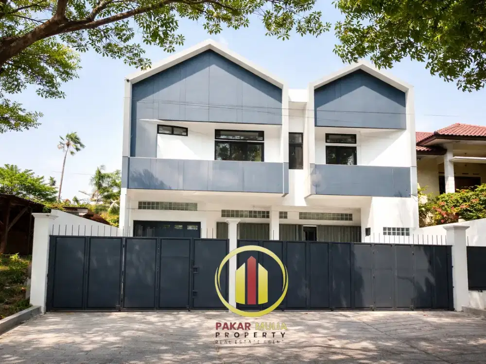 Rumah Kantor Bagus Siap Pakai di Jalan Utama Cigadung