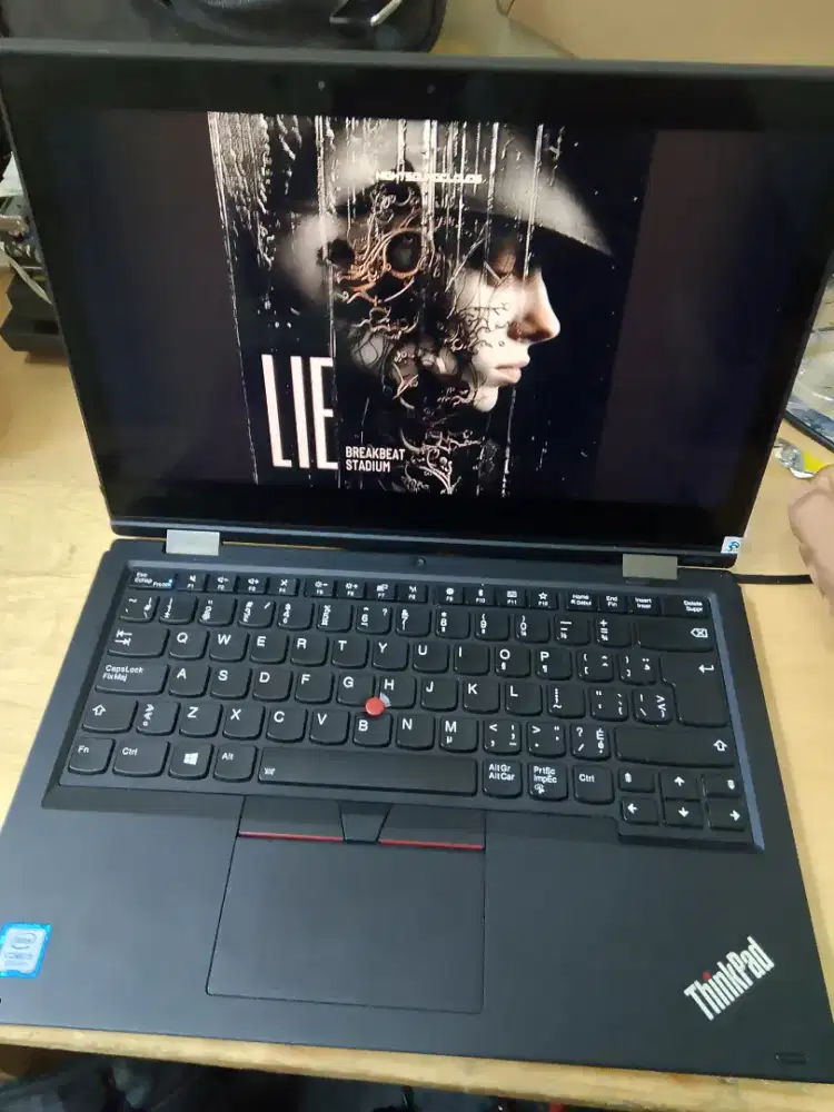 LENOVO  THINKPAD L390YOGA i5 gen8 Ram 8GB ssd 256gb