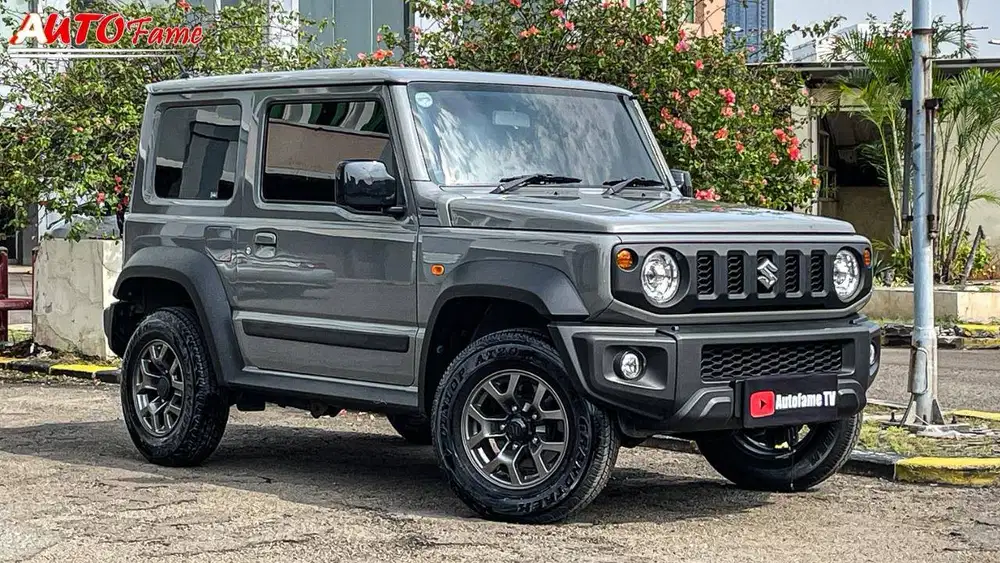 Suzuki Jimny 4x4 AT All Grip 3 Pintu 3doors NIK 2022 Silky Silver On B
