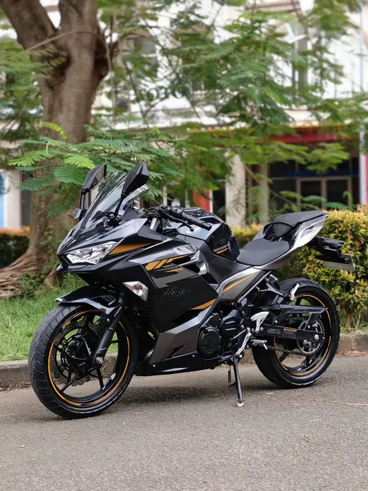 KAWASAKI NEW NINJA 250 FI ABS MDP KEYLESS 2021 GREY KM LOW PAJAK HIDUP