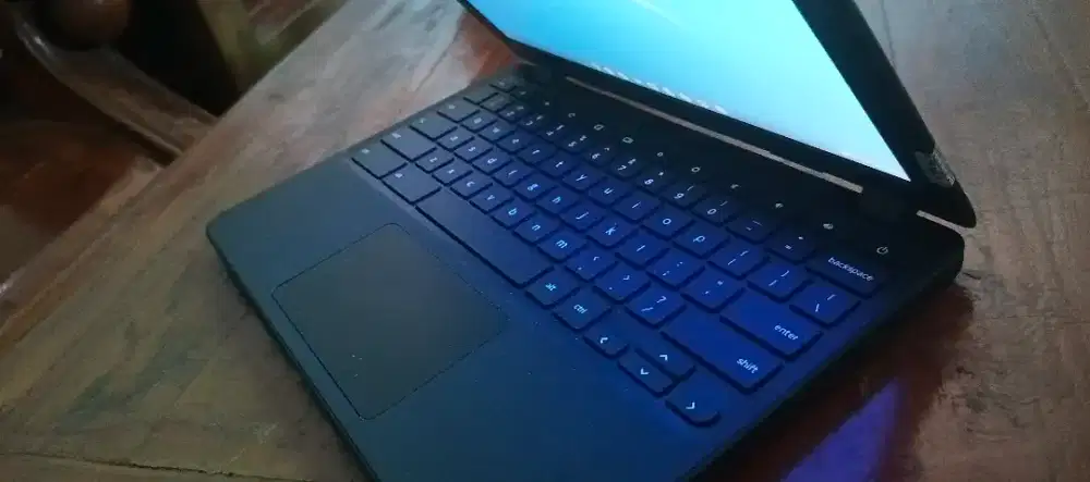 DIJUAL MURAH – Laptop Lenovo Mulus Jarang Pakai