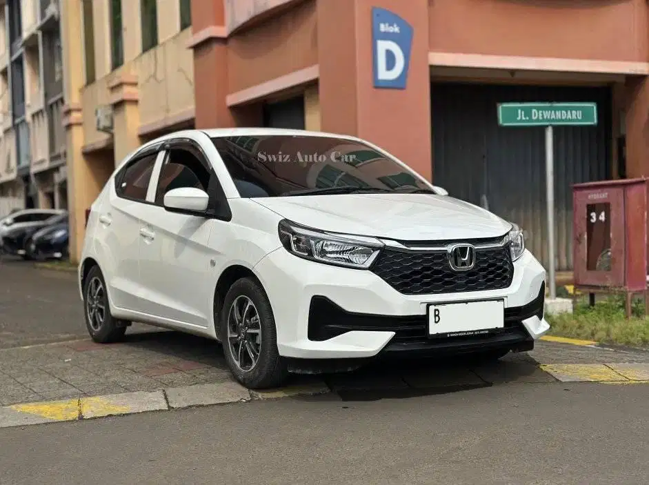 KM 6rb Honda Brio 1.2 E Satya AT 2024 Putih Metalik Service Record