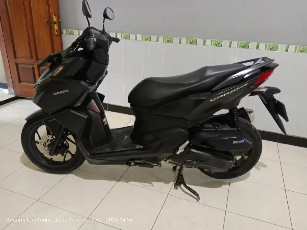 Vario 160 2022 bagus