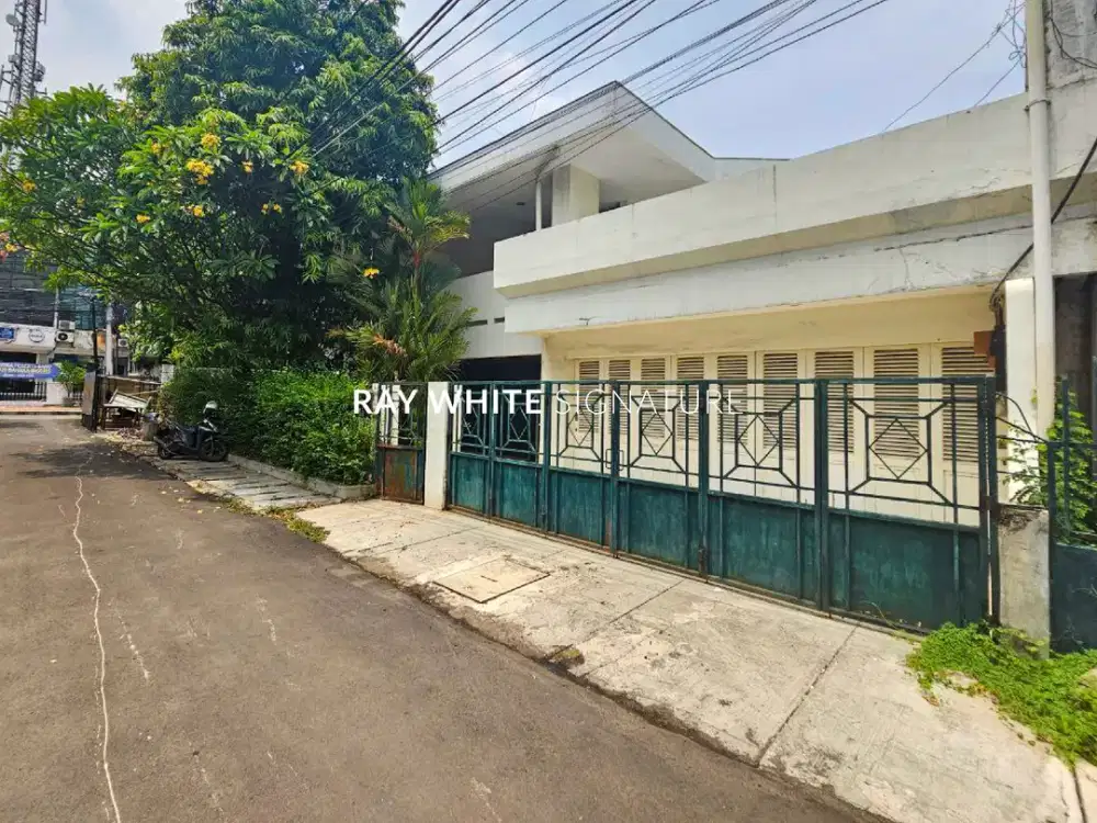 Dijual Rumah Zona Komersil, Jl. Cempaka Putih Tengah