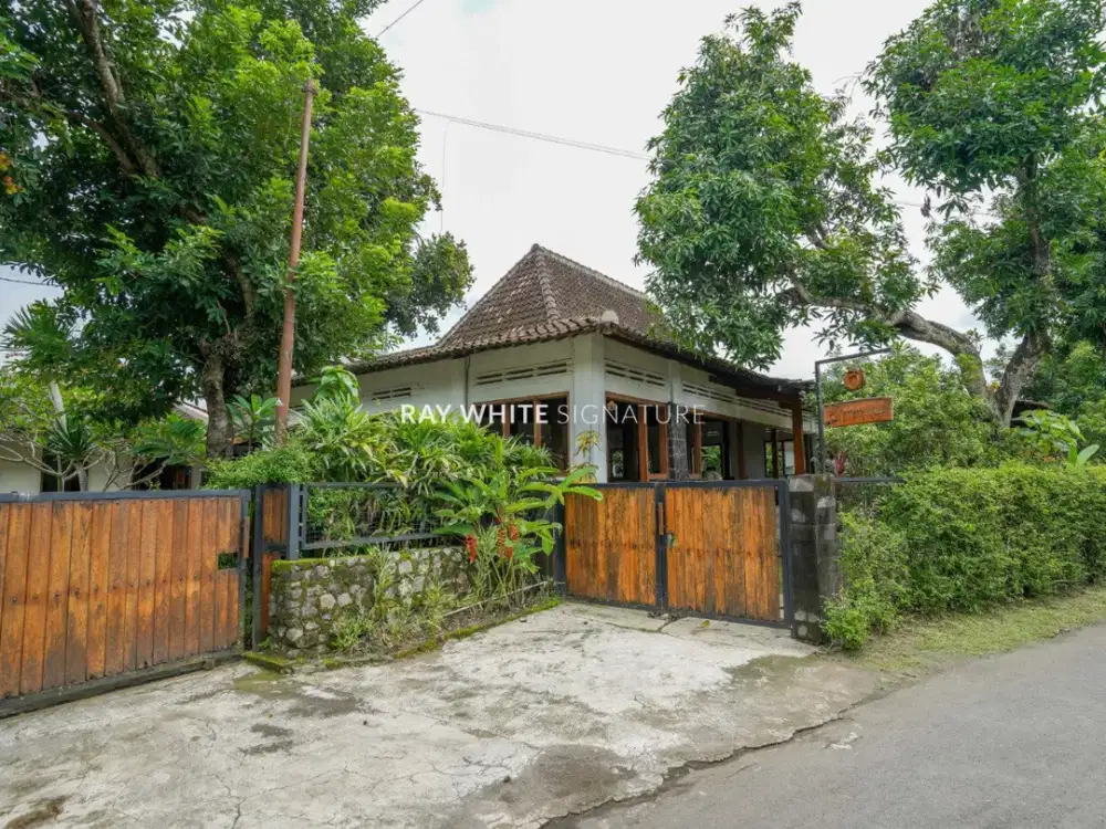 Homestay di Jl Raya Solo dekat Candi Sari Yogyakarta