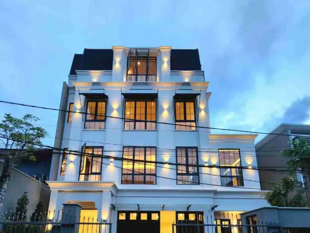 Dijual Rumah Baru Di Senopati Area SCBD Kebayoran Baru Jak-Sel