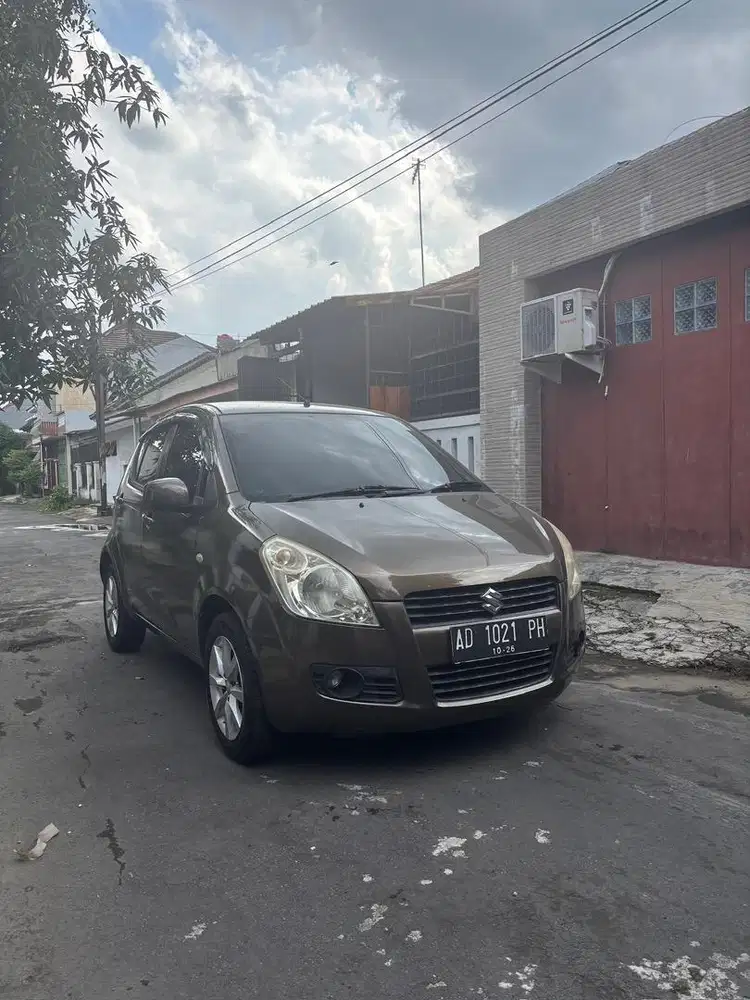 Suzuki Splash GL MT 2010