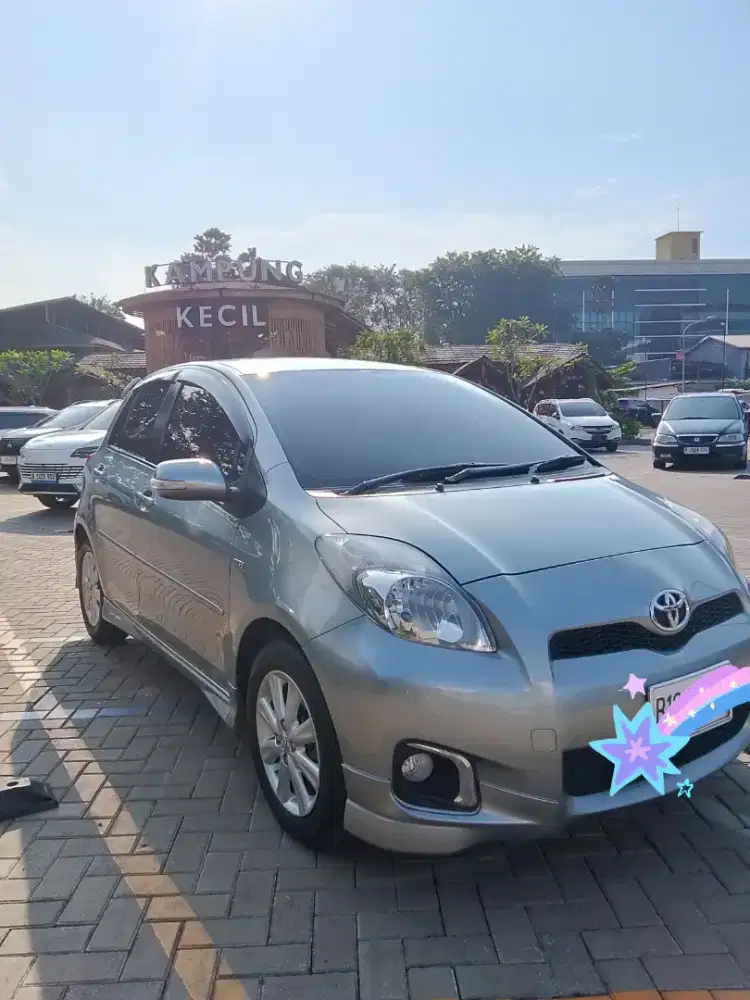 Yaris S limited 2012 ( mobil weekend)
