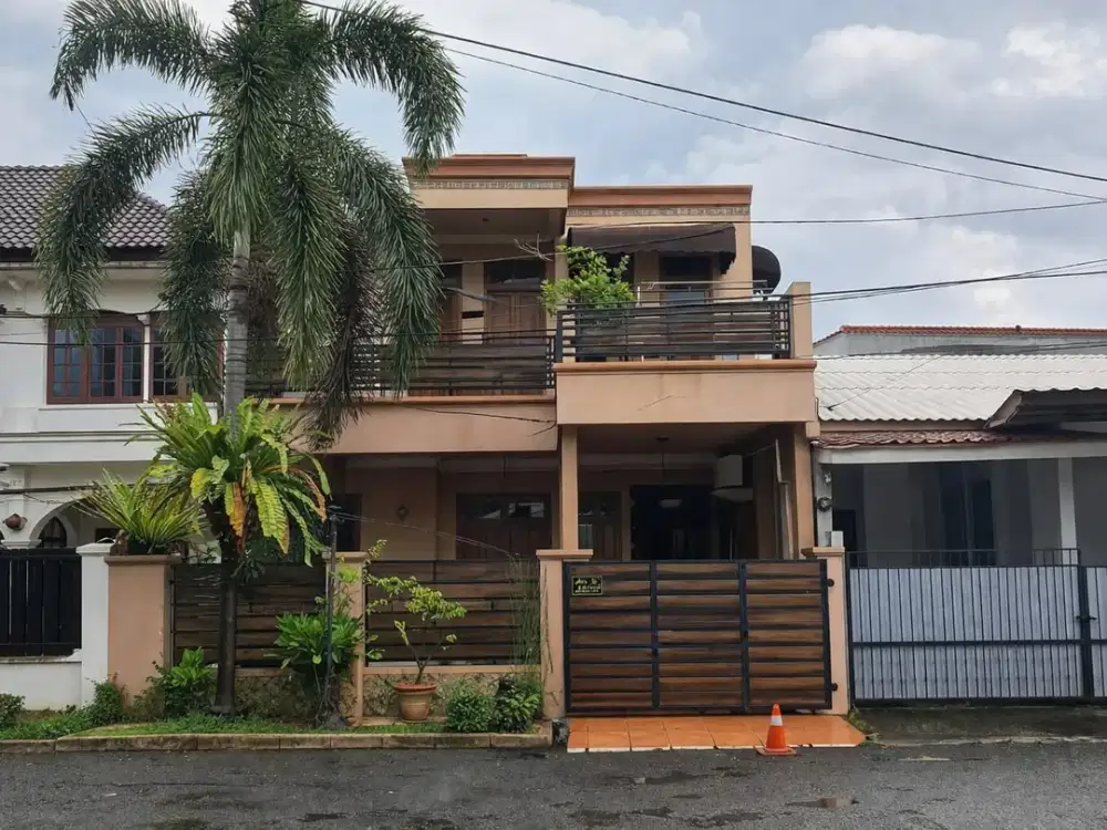 Rumah 2 Lantai Siap Huni di Limus Pratama Bogor - 4 Kamar Tidur, Akses 2 Mobil, Lokasi Strategis