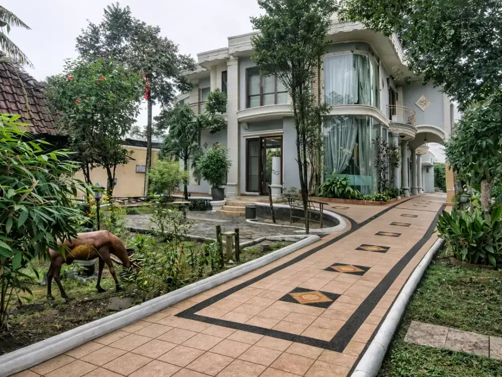 Tanah Luas + Rumah di Jagakarsa Luas Tanah 1.073 m², Jarang Ada!