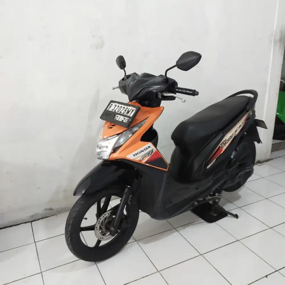 Honda Beat Fi 2014 Lengkap Bagus