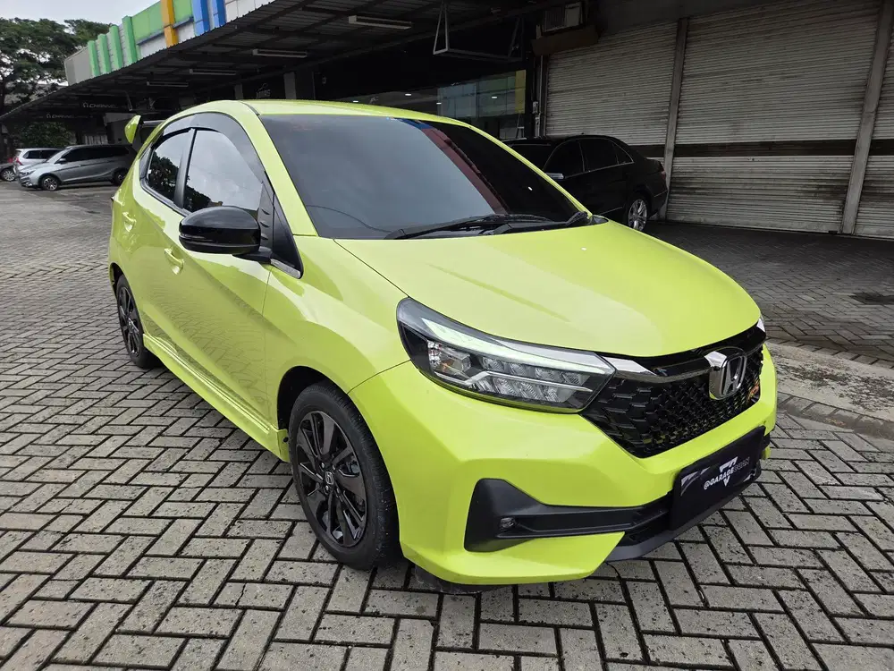 Honda Brio 1.2 RS CVT AT Kuning NIK 2024 KM15rb ANTIK