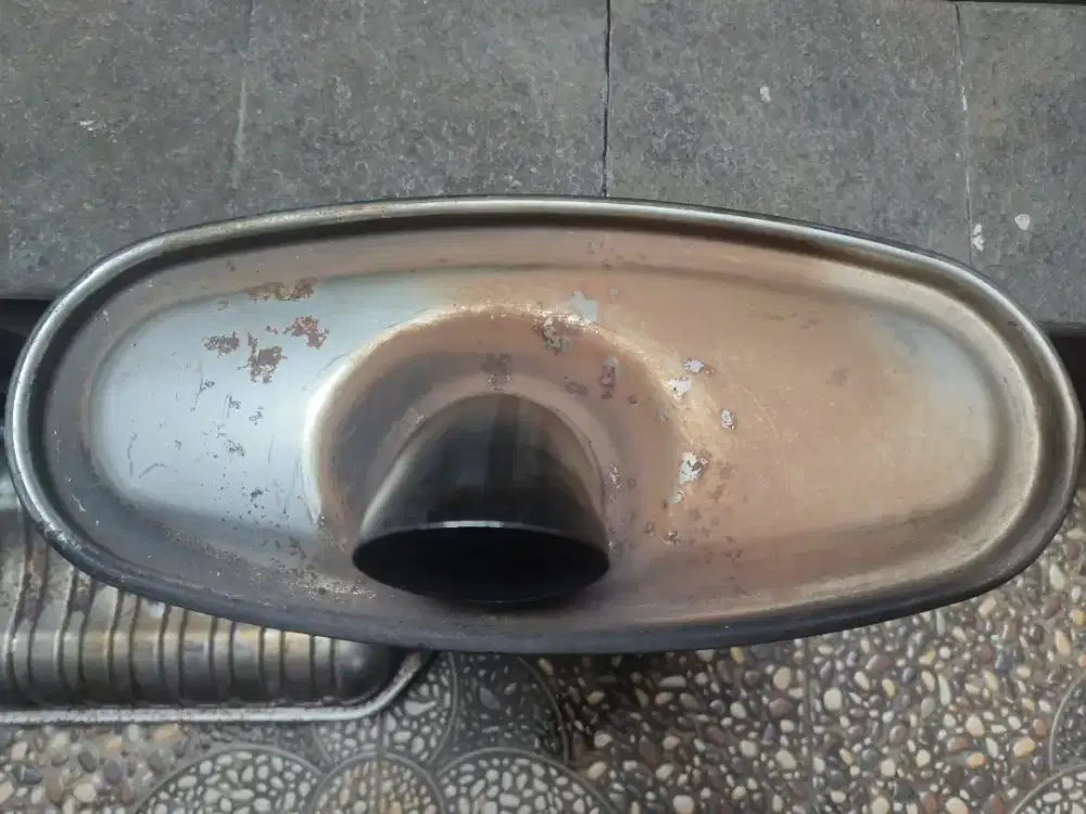 Muffler Belakang Knalpot Standar BMW Seri 5 E39 Original Part Number