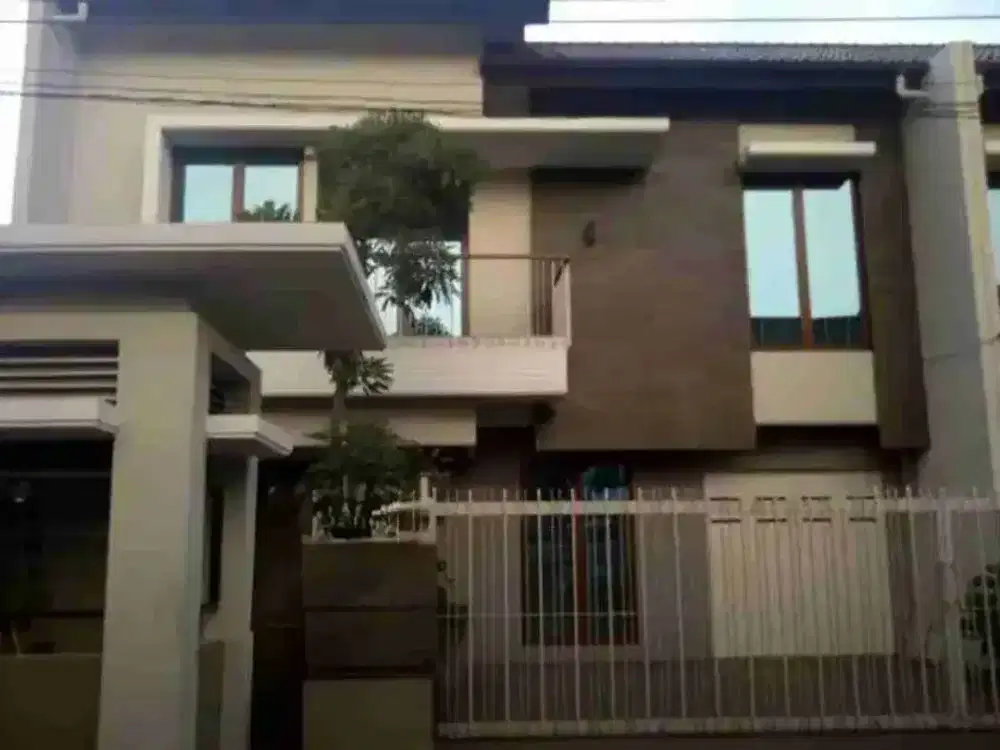 Rumah Gress Elegant 4 KT, 3 KM – Jalan 2 Mobil & Security 24 Jam di Cipinang Elok!