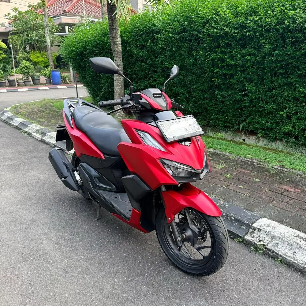 Vario 160 CBS 2023 Merah