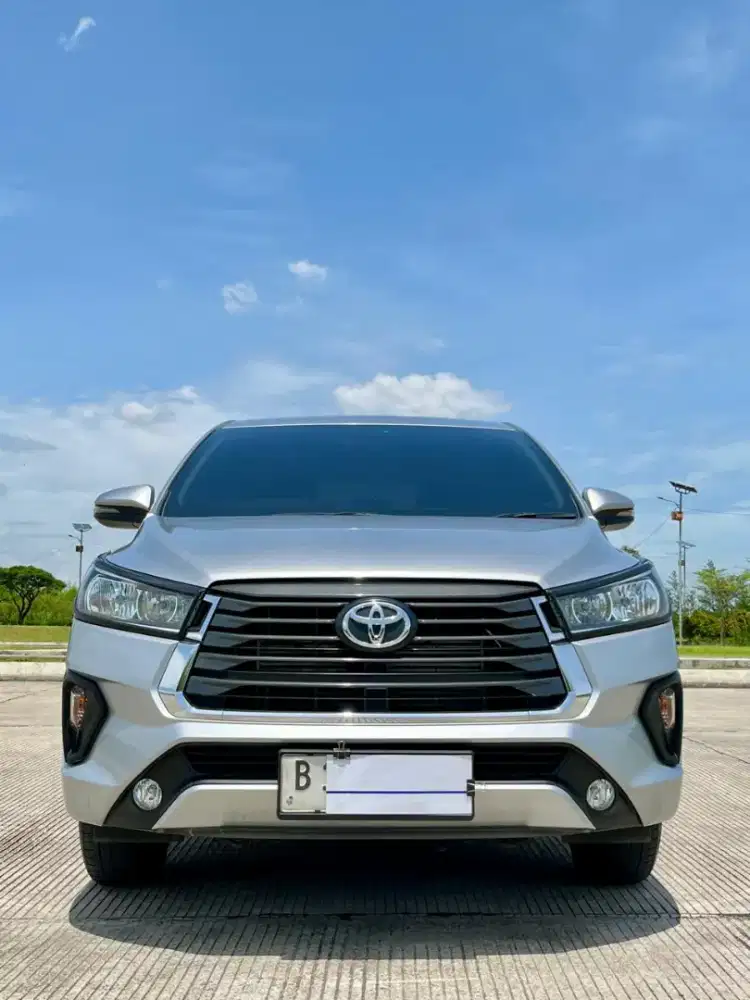 Toyota Innova G diesel 2023 MANUAL like new low km!!