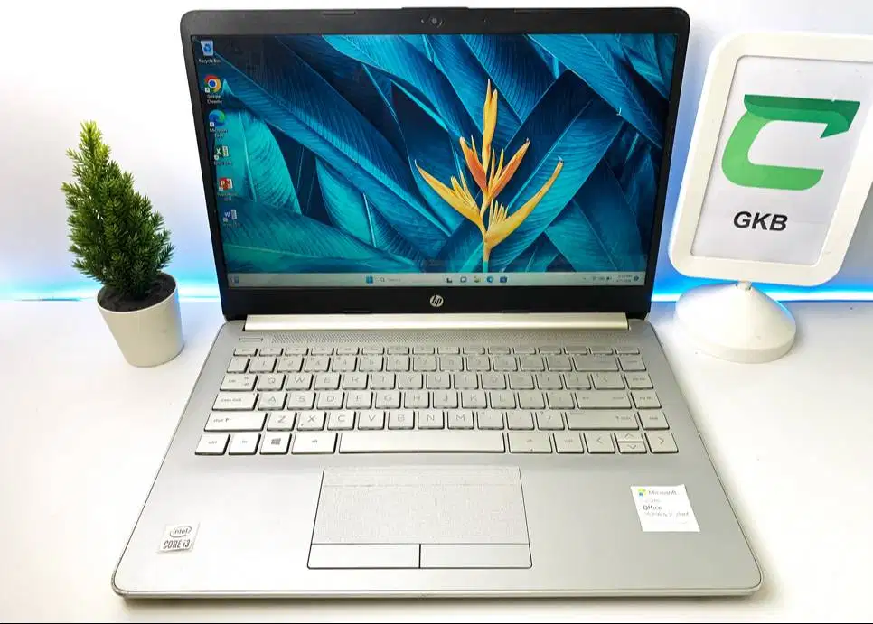 Laptop HP intel core i3 Gen 10 Ram 8gb Ssd 256gb murah normal baterai