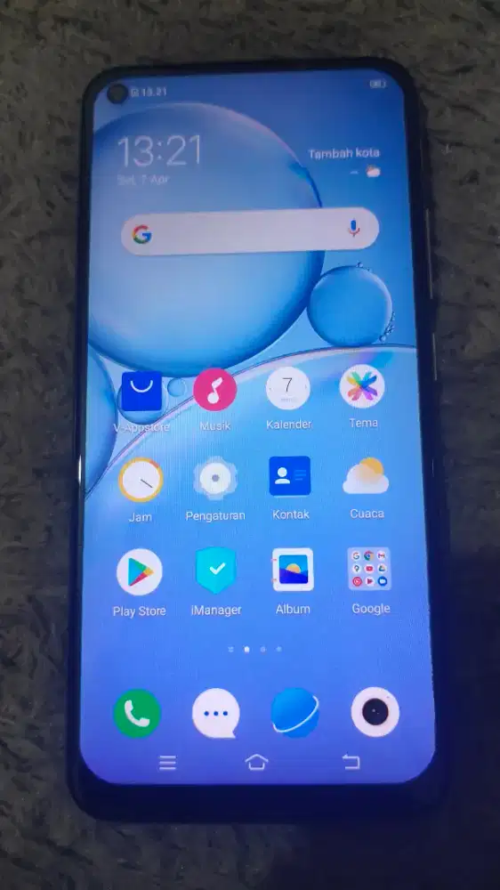 Vivo y30i 4/64 segel