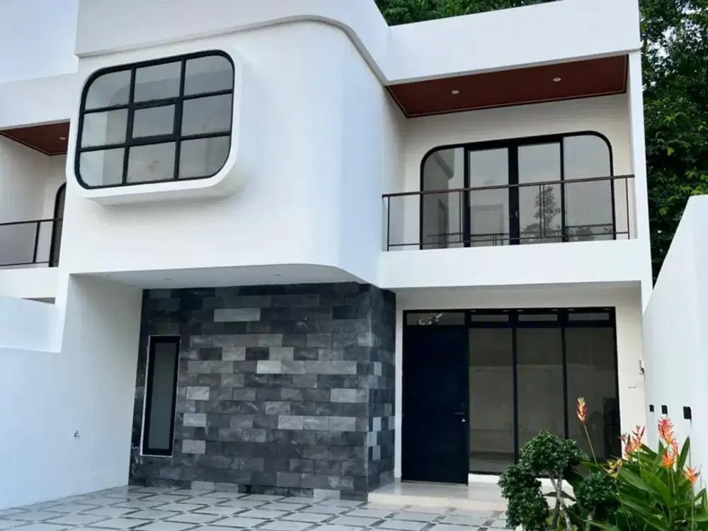 Perumahan Jogja, Rumah Timur Ambarukmo Mall Privete Poll