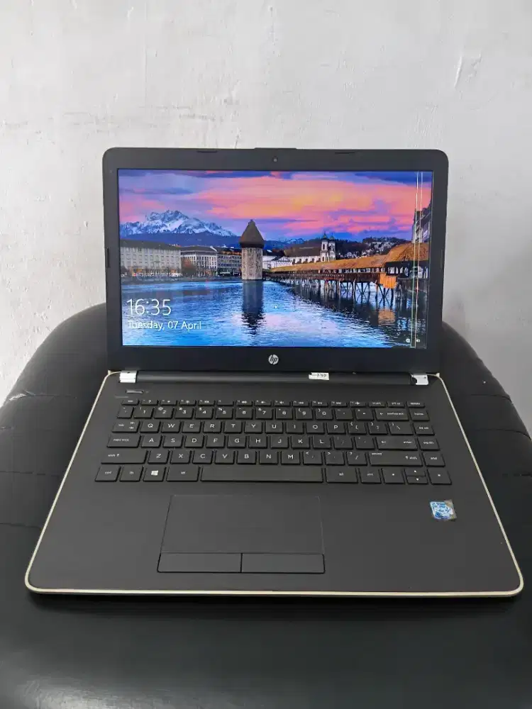 Laptop HP 14-bs0xx Intel Celeron N3060 RAM 4GB HD 500GB