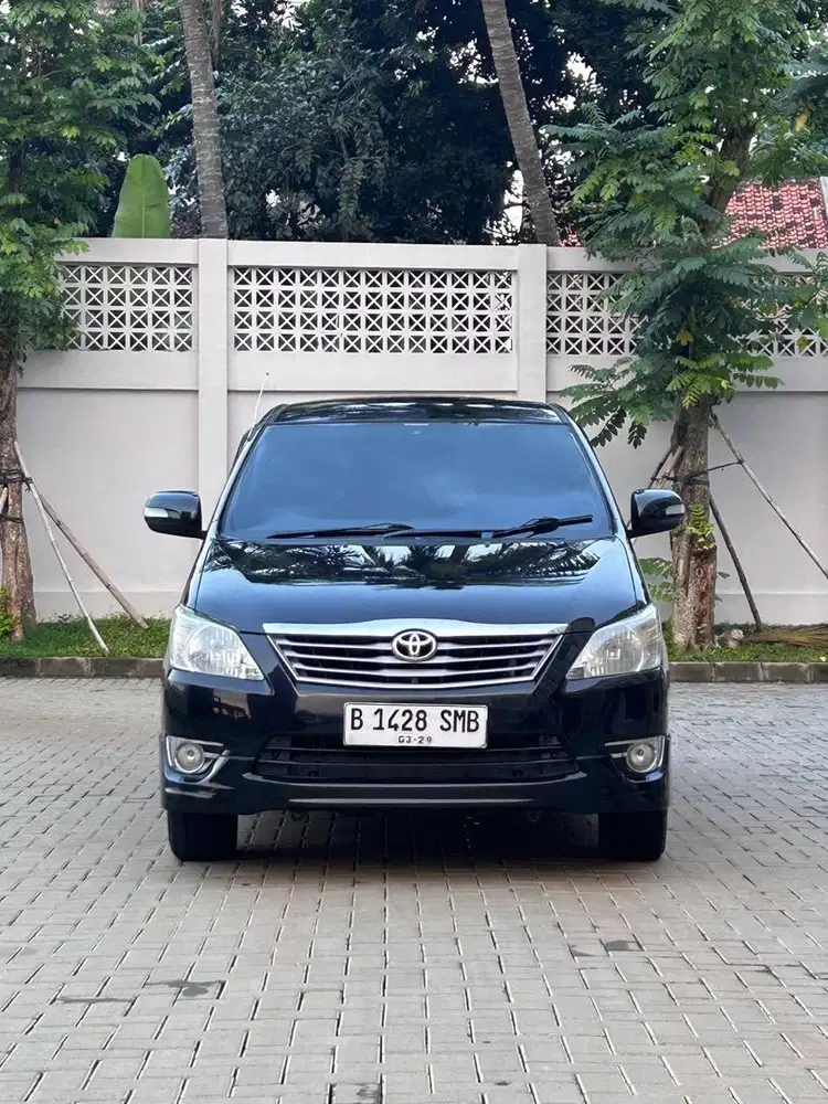 Istimewa Good Condition Toyota Innova G Luxury AT 2011 Hitam