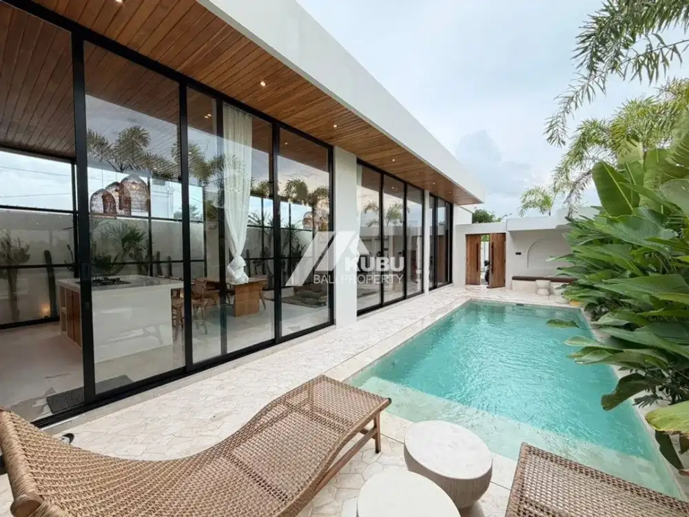 KBP1596 Charming and Bright Villa 1-storey Building in Badung Area For Leasehold Rental.