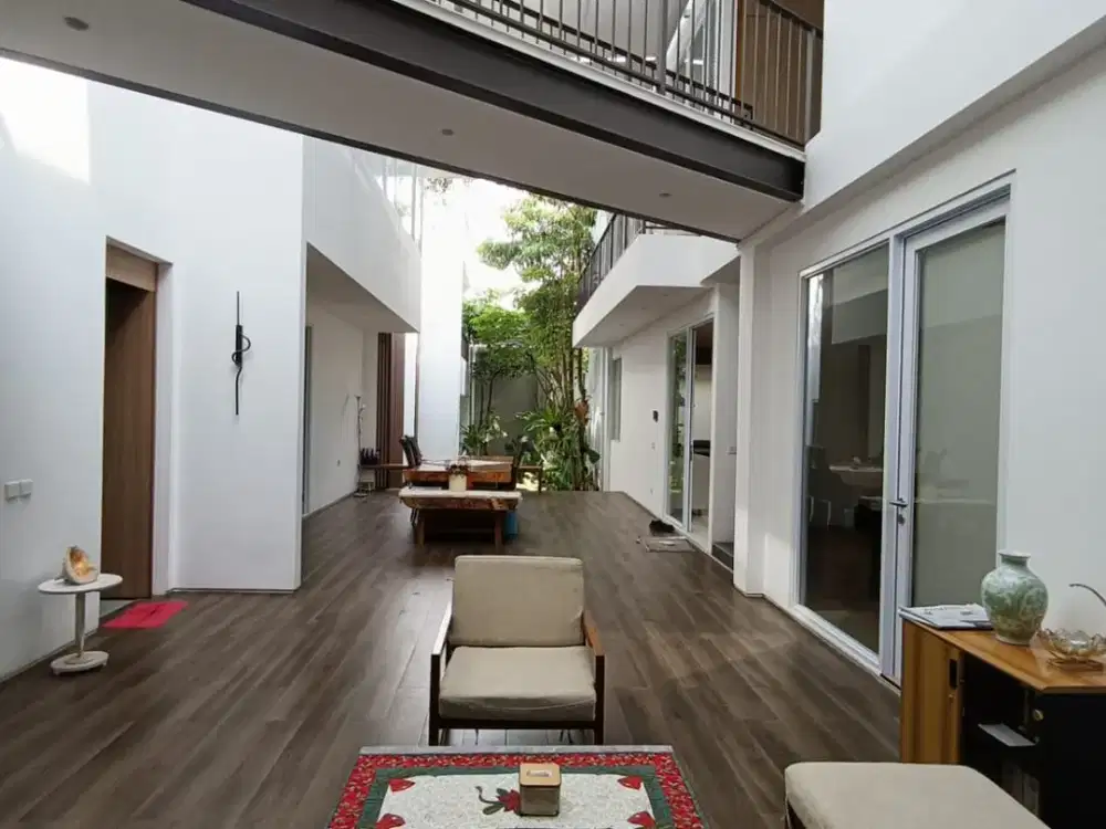Rumah Lux di Setrasari Kulon, Kota Bandung