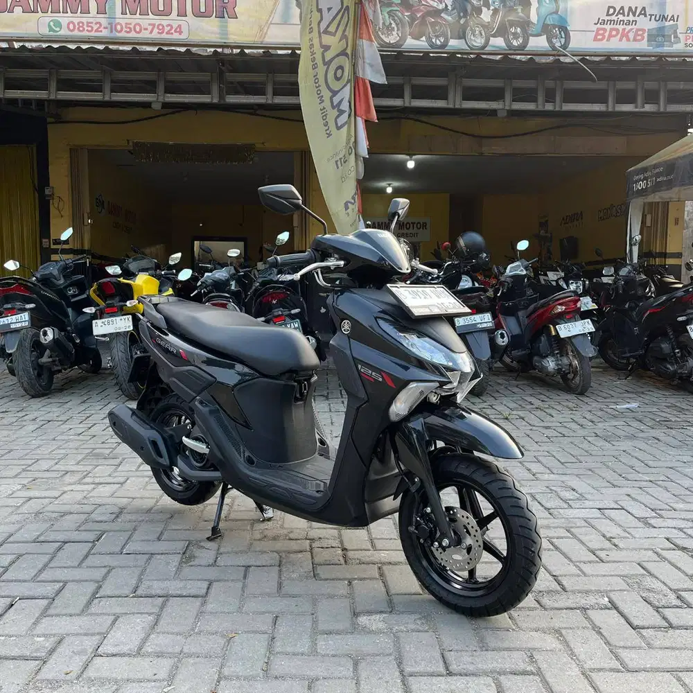 YAMAHA GEAR 125 ULTIMA HYBRID SECOND LIKE NEW