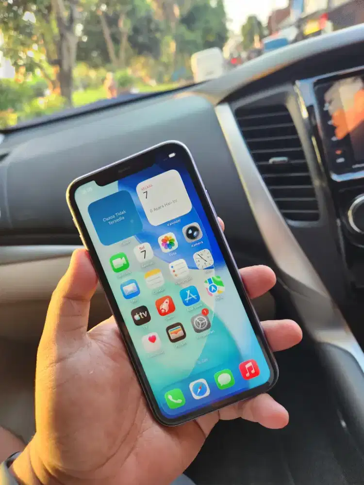 Iphone 11 64GB ex inter hp casan aja imei permanen